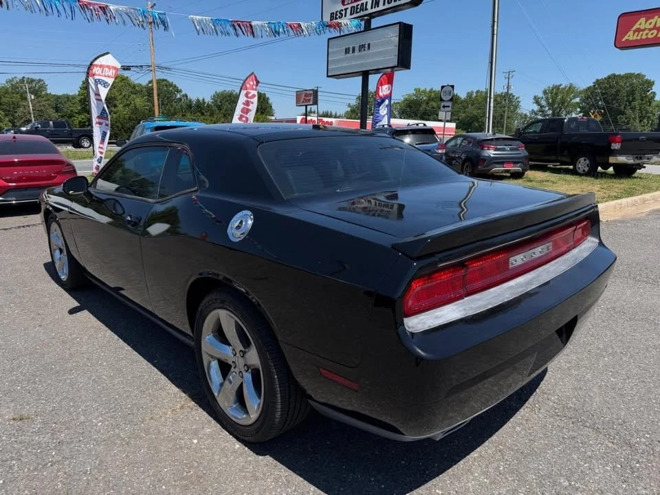 2012 Dodge Challenger 3rd Gen - Image 4 of 16
