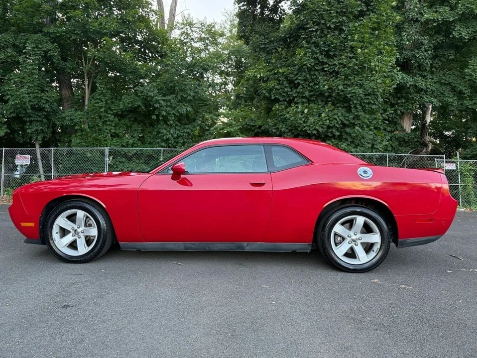 2012 Dodge Challenger 3rd Gen - Image 5 of 20