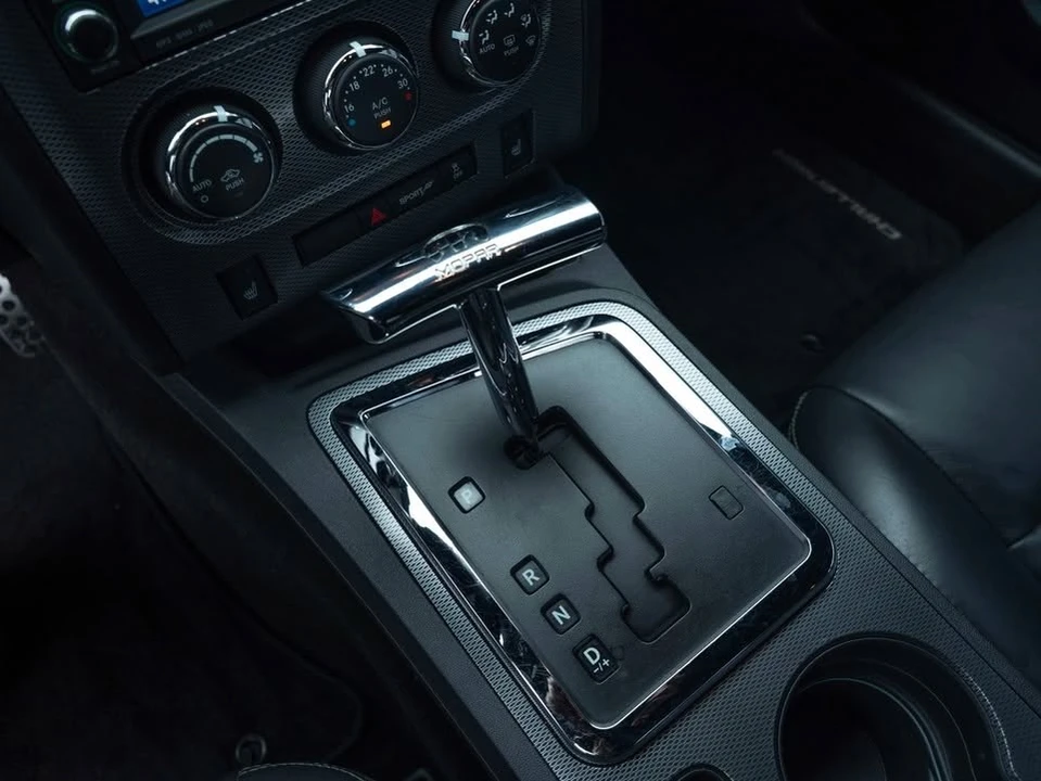 2012 Dodge Challenger 3rd Gen - Image 16 of 19