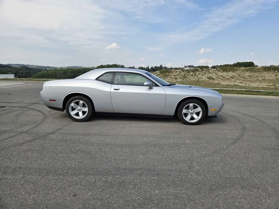 2012 Dodge Challenger 3rd Gen - Image 4 of 13