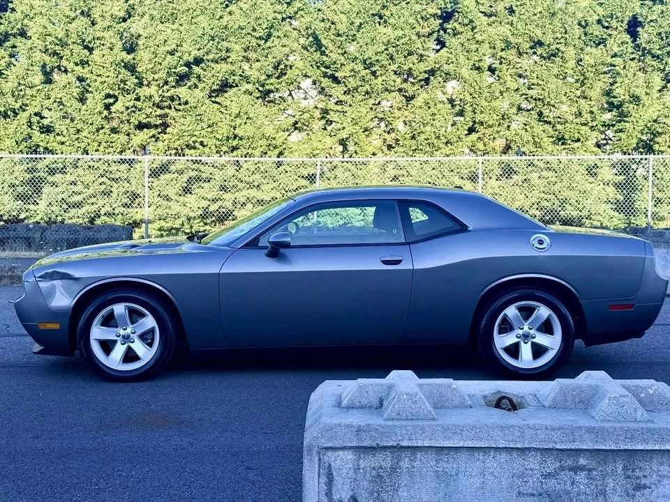 2012 Dodge Challenger 3rd Gen - Image 8 of 13
