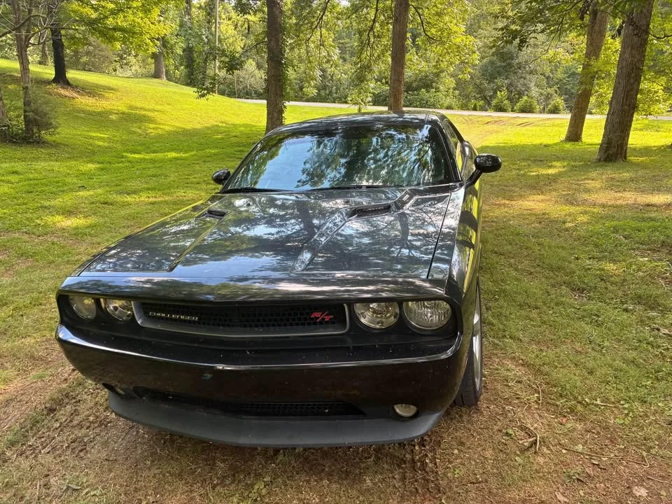 2012 Dodge Challenger 3rd Gen - Image 2 of 3