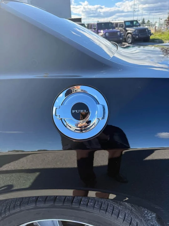 2012 Dodge Challenger 3rd Gen - Image 7 of 15