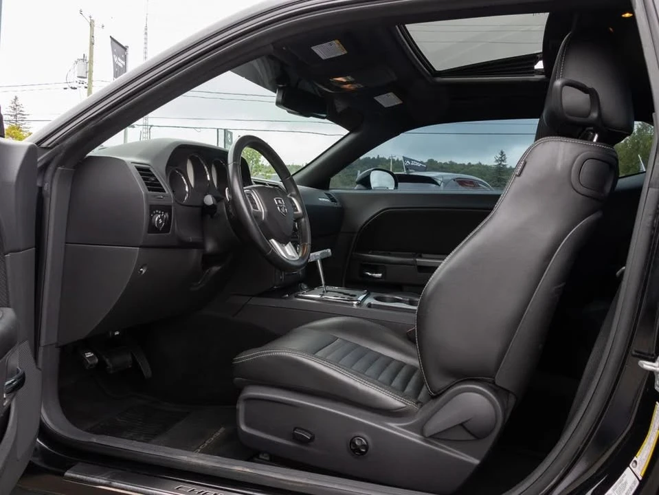 2012 Dodge Challenger 3rd Gen - Image 14 of 20