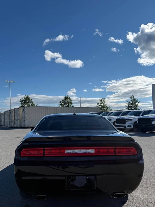 2012 Dodge Challenger 3rd Gen - Image 5 of 15
