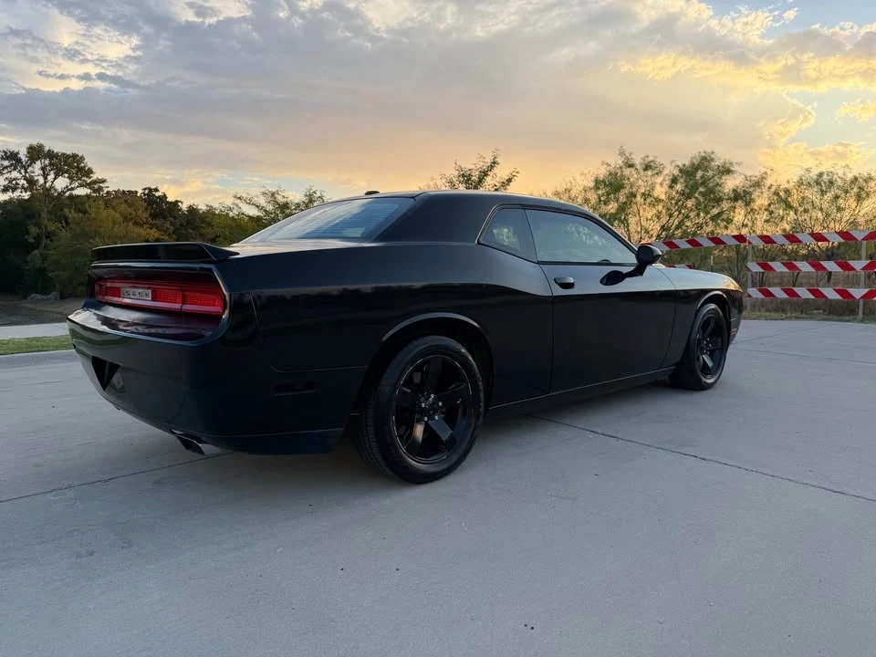 2012 Dodge Challenger 3rd Gen - Image 4 of 8