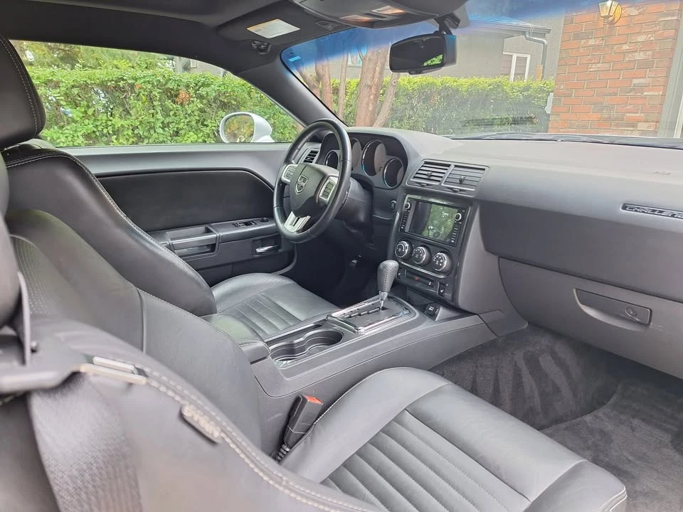 2012 Dodge Challenger 3rd Gen - Image 6 of 11