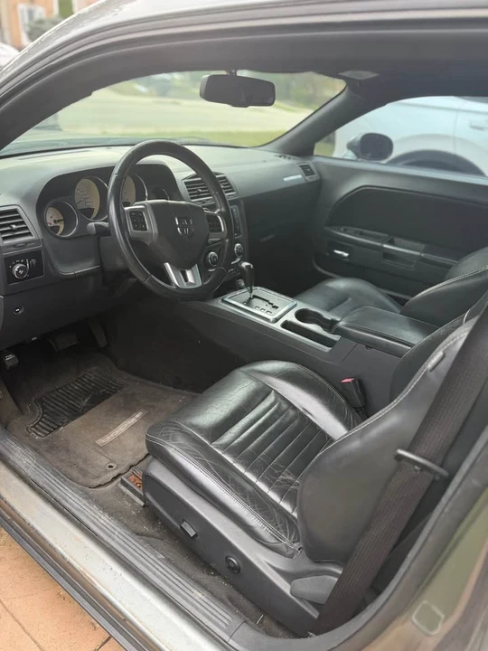 2012 Dodge Challenger 3rd Gen - Image 7 of 11