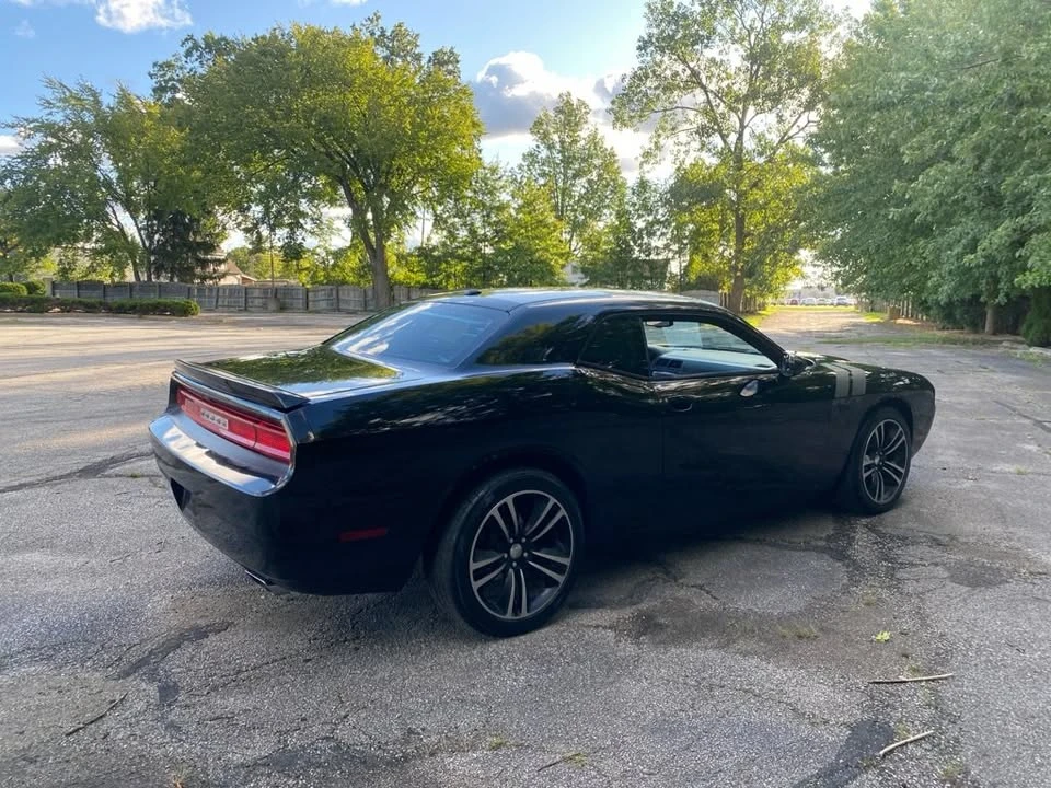 2012 Dodge Challenger 3rd Gen - Image 5 of 19