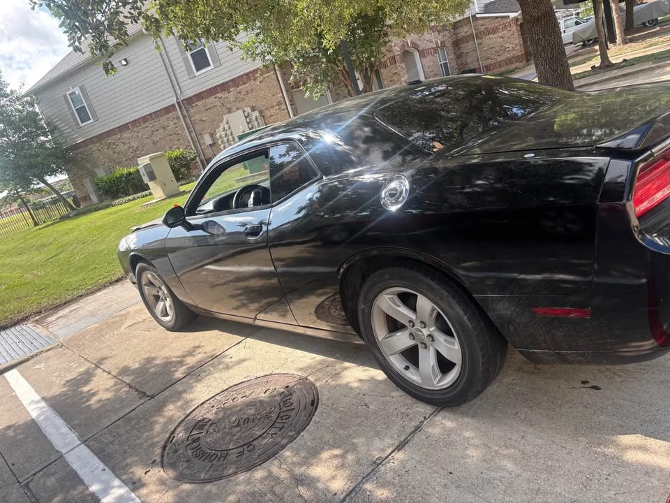 2012 Dodge Challenger 3rd Gen - Image 6 of 7