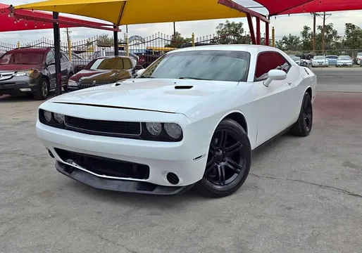 2012 Dodge Challenger Plus