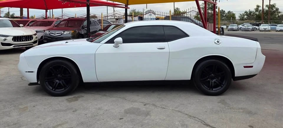 2012 Dodge Challenger 3rd Gen - Image 2 of 8