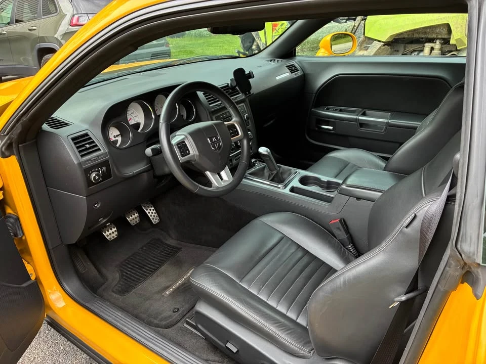 2012 Dodge Challenger 3rd Gen - Image 7 of 8