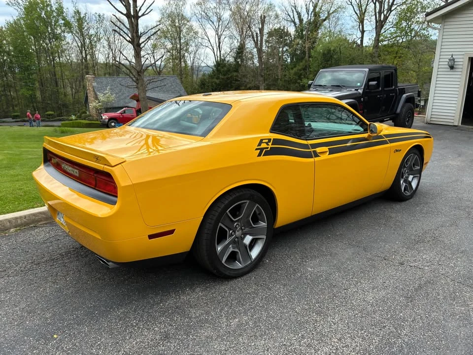 2012 Dodge Challenger 3rd Gen - Image 2 of 8