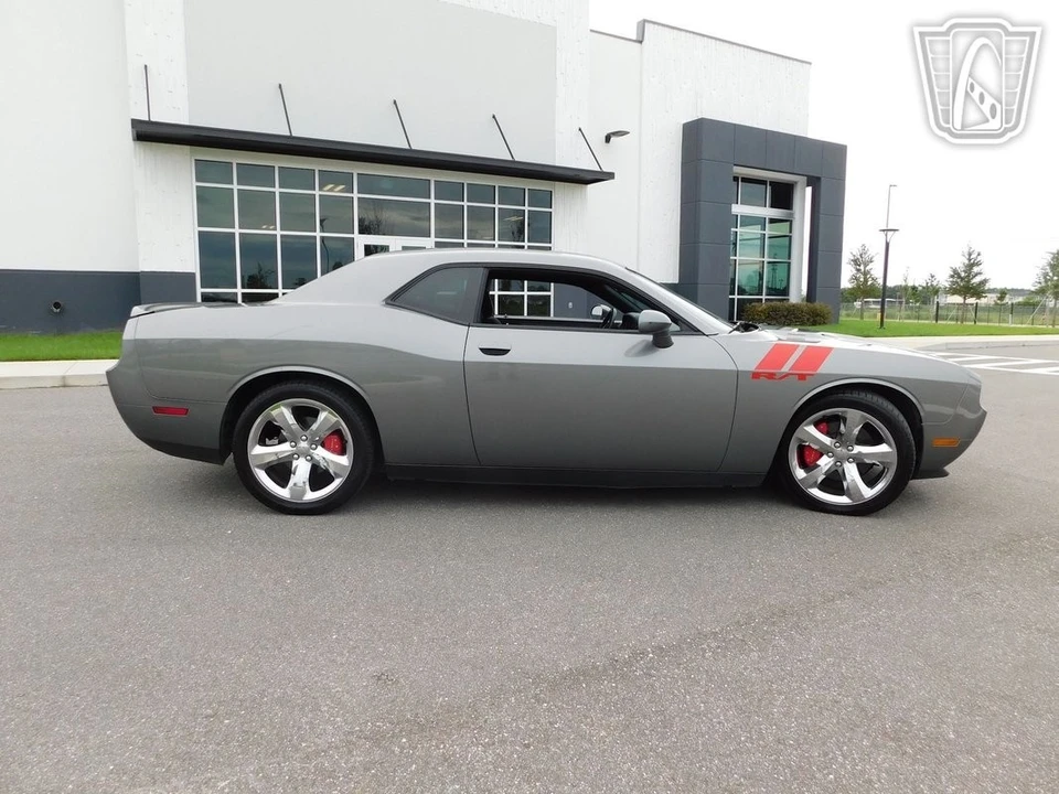2012 Dodge Challenger 3rd Gen - Image 4 of 12