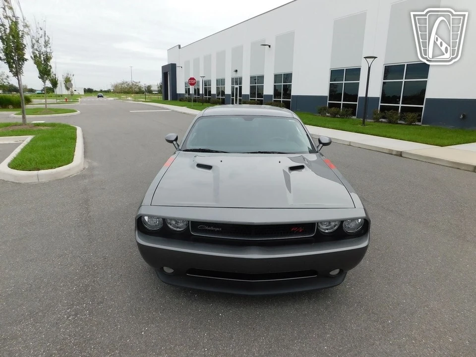 2012 Dodge Challenger 3rd Gen - Image 9 of 12