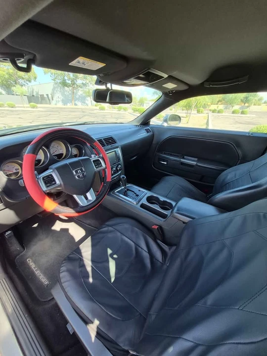 2012 Dodge Challenger 3rd Gen - Image 10 of 12
