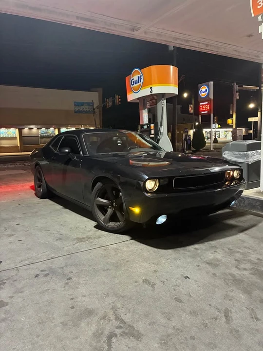 2012 Dodge Challenger 3rd Gen - Image 3 of 8