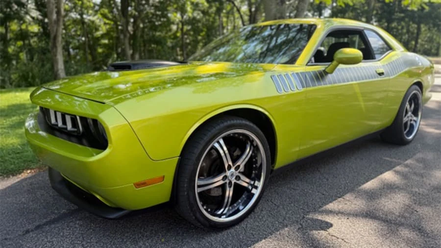 2012 Dodge Challenger 3rd Gen - Image 5 of 10