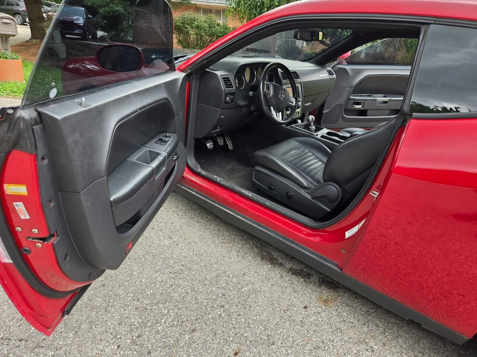 2012 Dodge Challenger 3rd Gen - Image 20 of 23