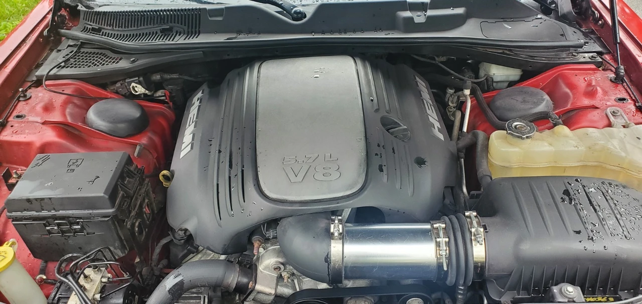 2012 Dodge Challenger 3rd Gen - Image 15 of 23