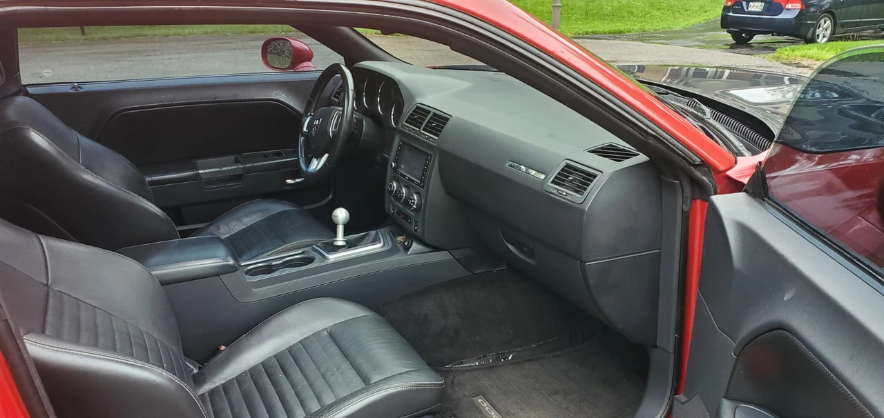 2012 Dodge Challenger 3rd Gen - Image 10 of 23
