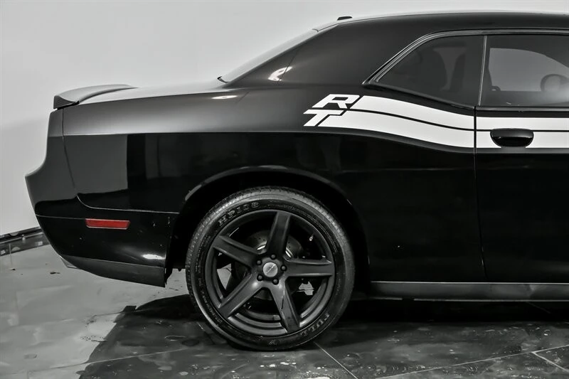 2012 Dodge Challenger 3rd Gen - Image 11 of 12