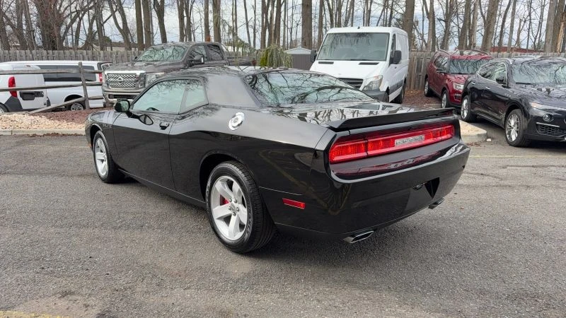 2012 Dodge Challenger 3rd Gen - Image 7 of 12
