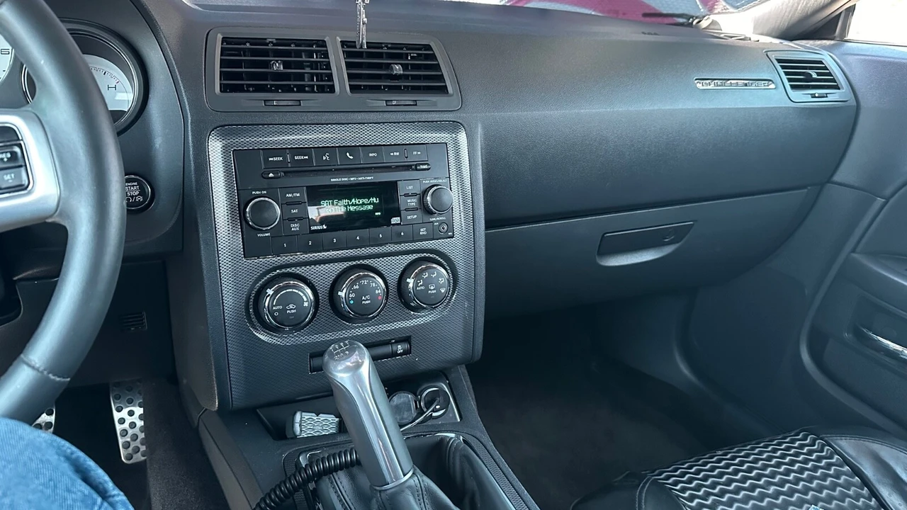 2012 Dodge Challenger 3rd Gen - Image 26 of 30