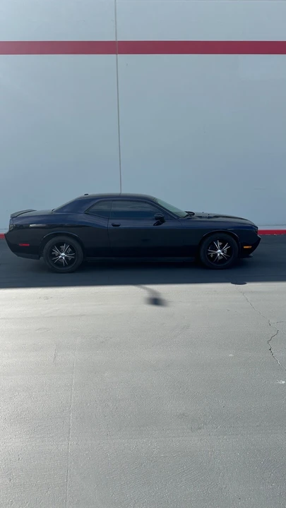 2012 Dodge Challenger 3rd Gen - Image 11 of 30