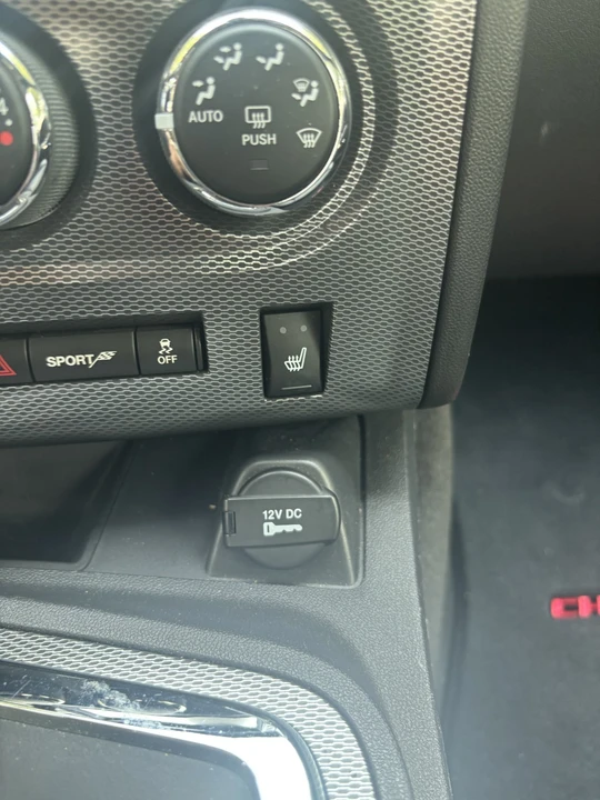 2012 Dodge Challenger 3rd Gen - Image 14 of 22