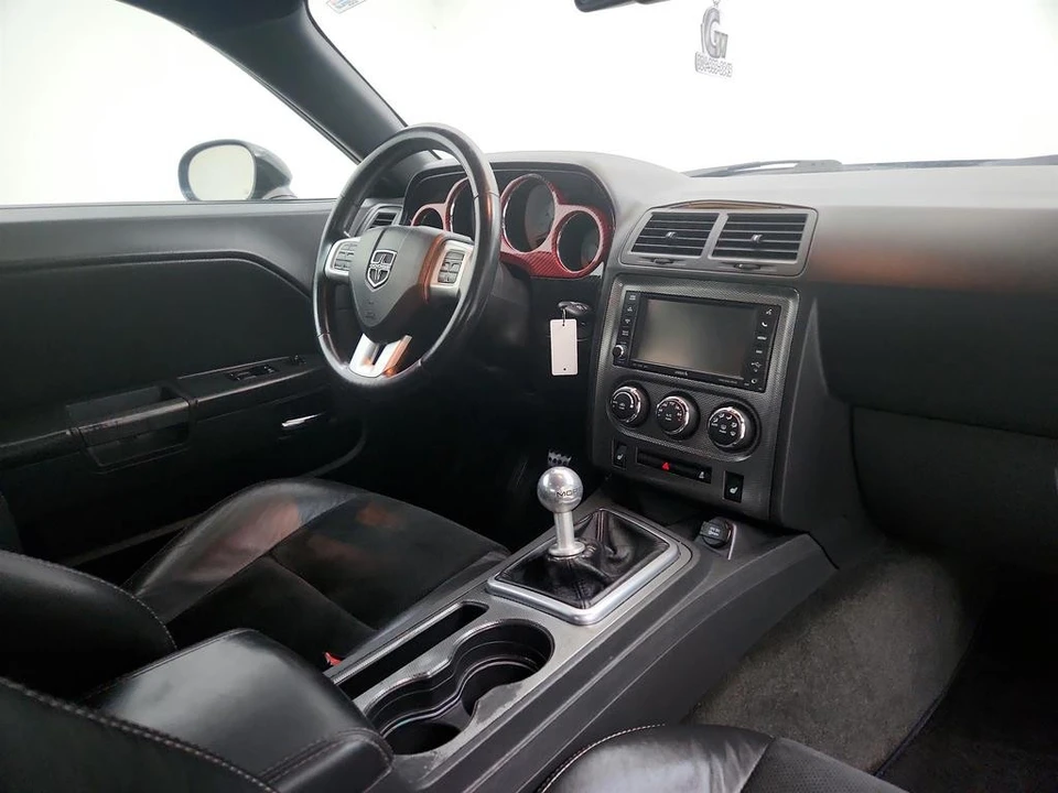 2012 Dodge Challenger 3rd Gen - Image 13 of 31