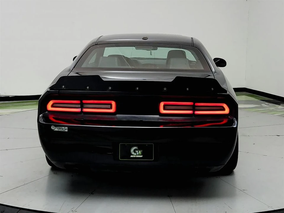 2012 Dodge Challenger 3rd Gen - Image 6 of 31