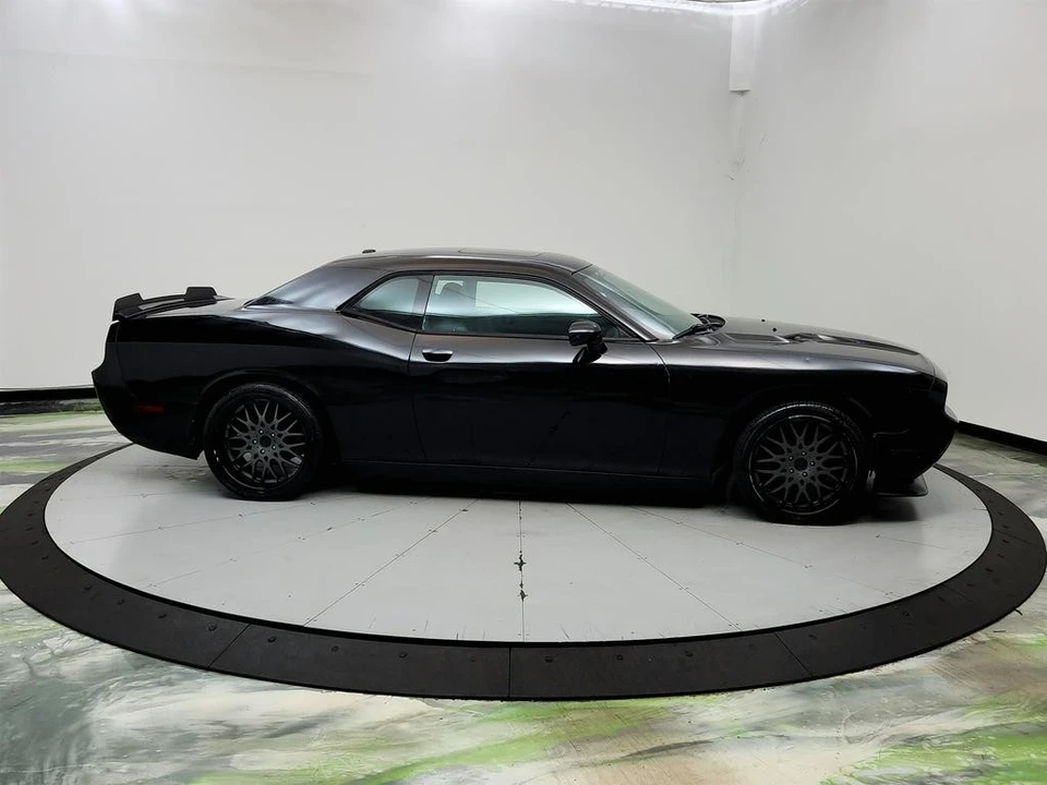 2012 Dodge Challenger 3rd Gen - Image 4 of 31
