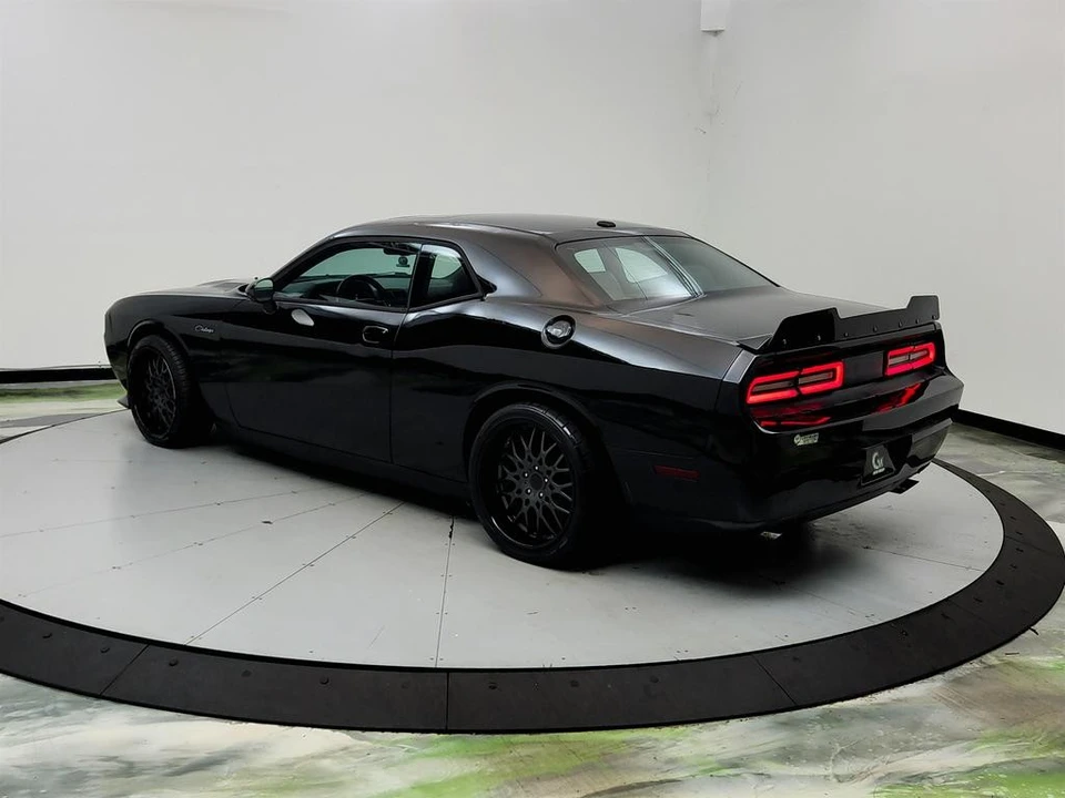 2012 Dodge Challenger 3rd Gen - Image 7 of 31
