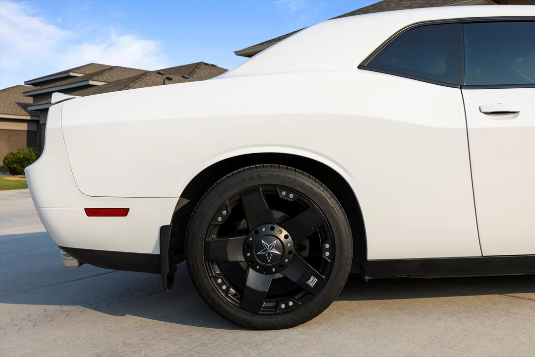 2012 Dodge Challenger 3rd Gen - Image 19 of 31