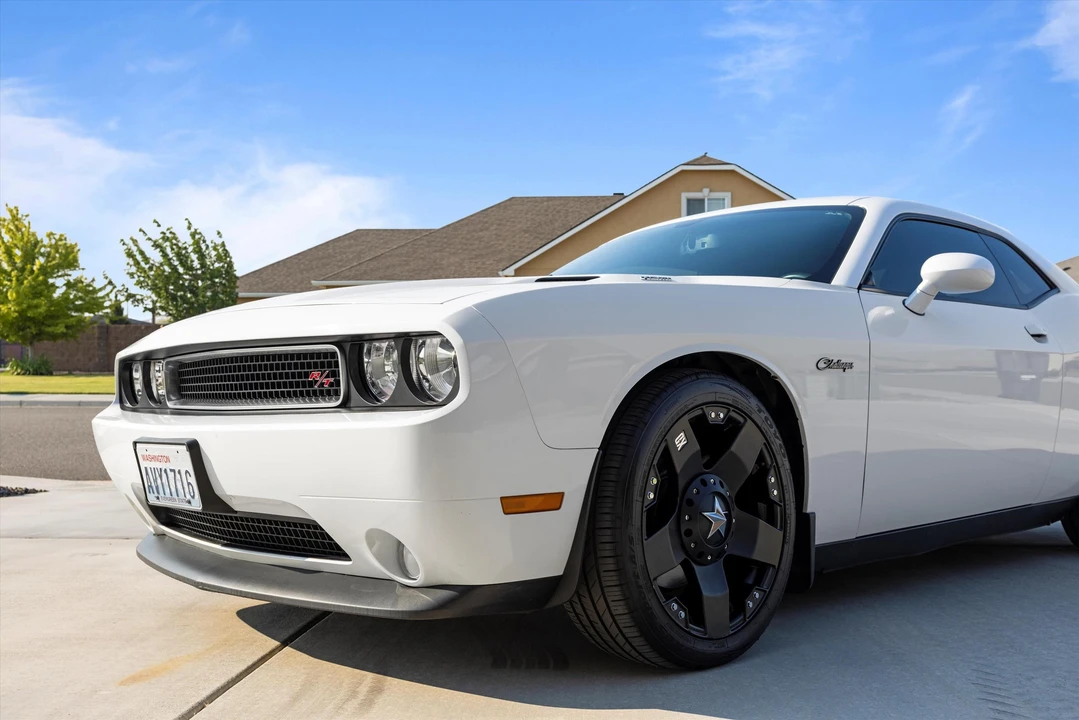 2012 Dodge Challenger 3rd Gen - Image 13 of 31