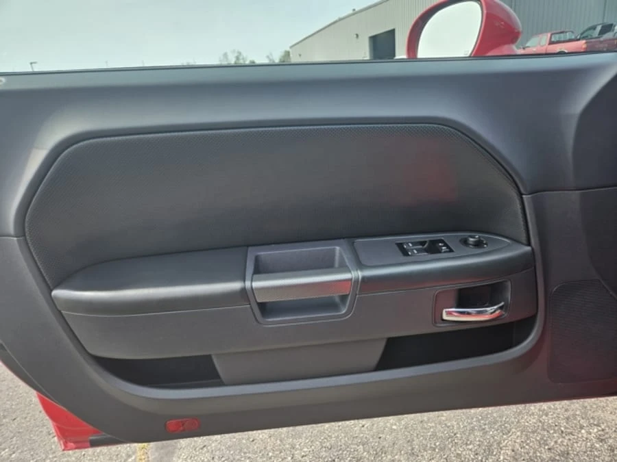 2012 Dodge Challenger 3rd Gen - Image 14 of 17