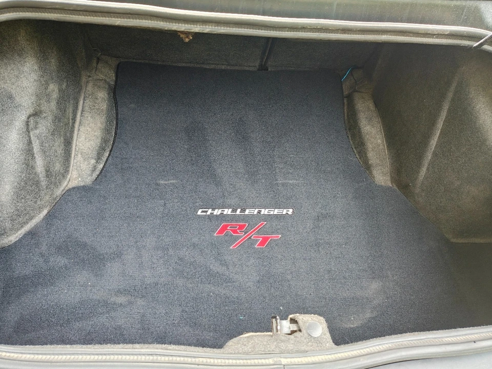 2012 Dodge Challenger 3rd Gen - Image 9 of 15