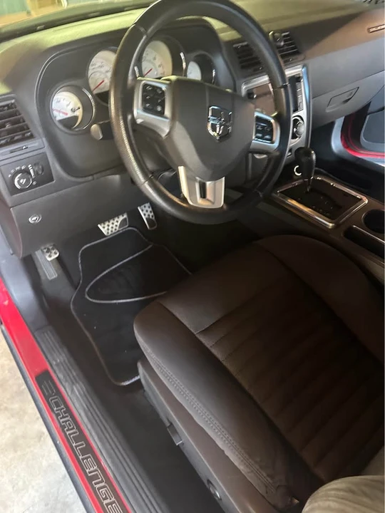 2012 Dodge Challenger 3rd Gen - Image 10 of 13
