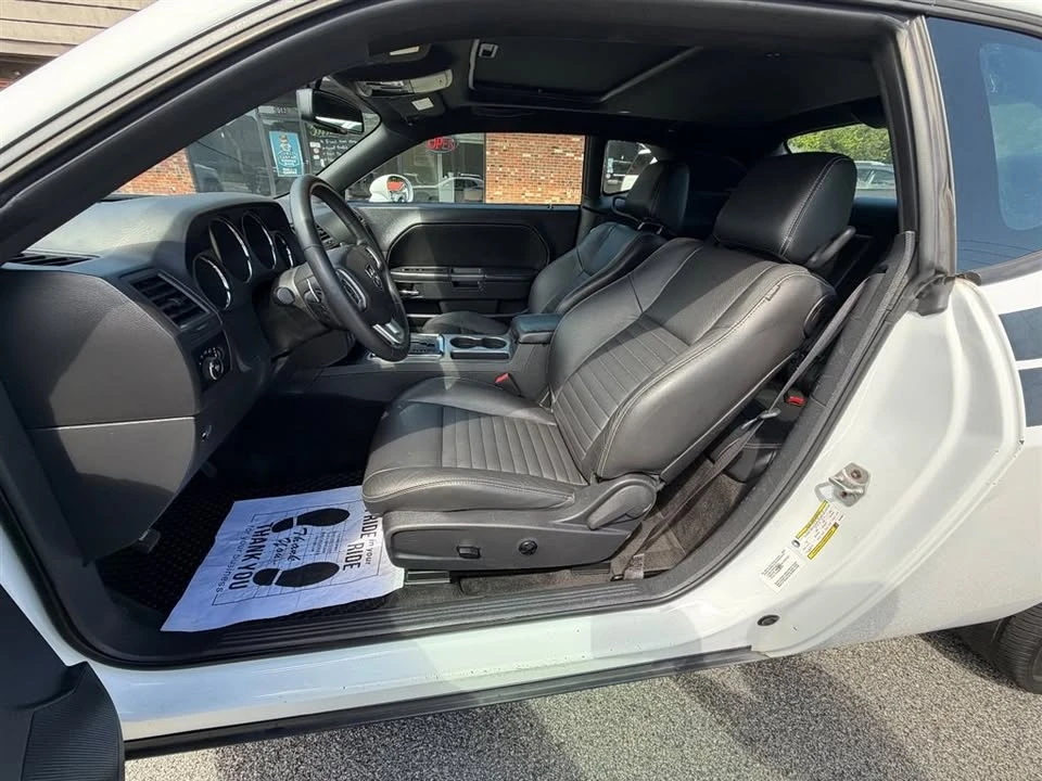 2012 Dodge Challenger 3rd Gen - Image 9 of 20