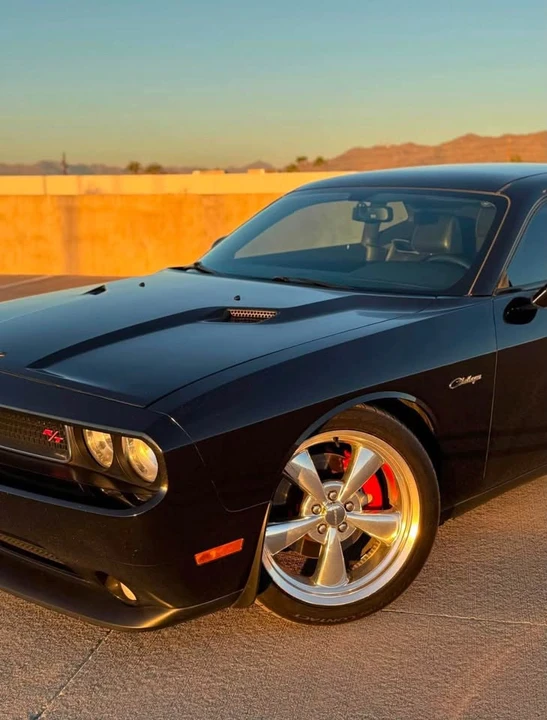 2012 Dodge Challenger 3rd Gen - Image 4 of 11