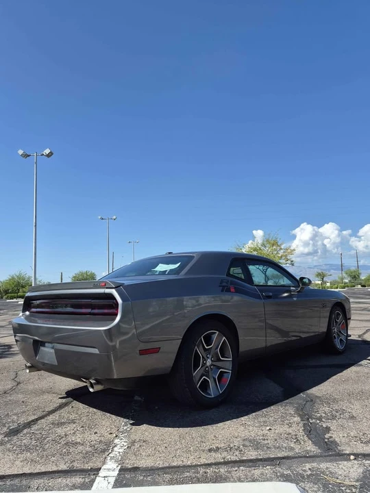 2012 Dodge Challenger 3rd Gen - Image 5 of 10