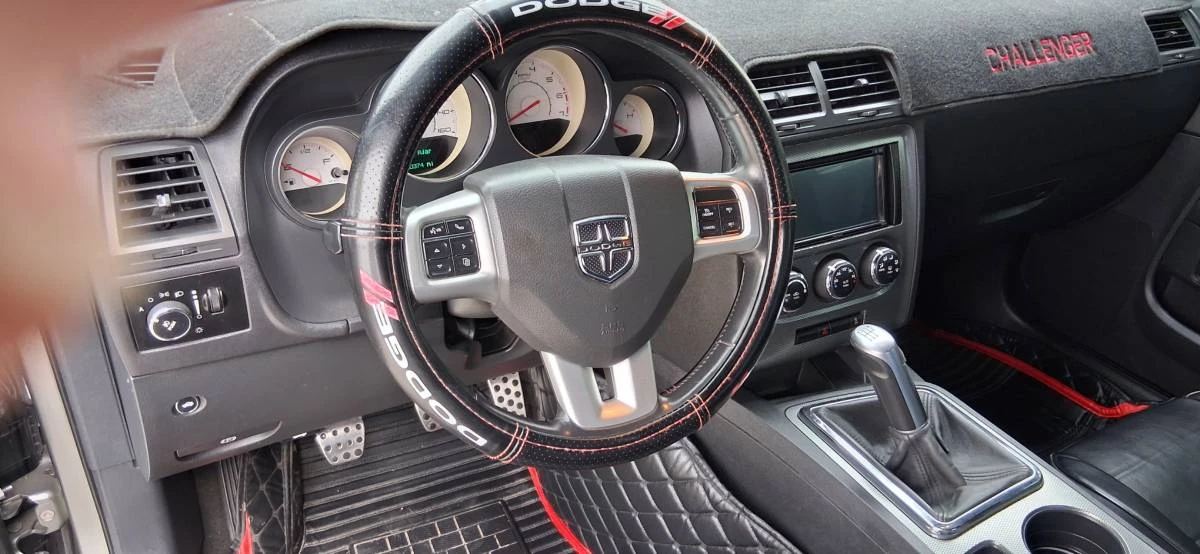 2012 Dodge Challenger 3rd Gen - Image 16 of 19