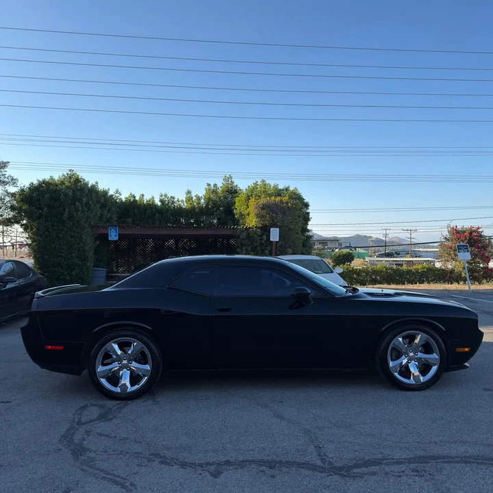 2012 Dodge Challenger 3rd Gen - Image 4 of 18