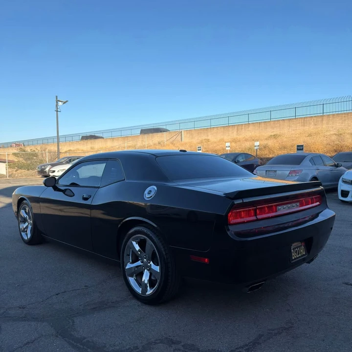 2012 Dodge Challenger 3rd Gen - Image 8 of 18