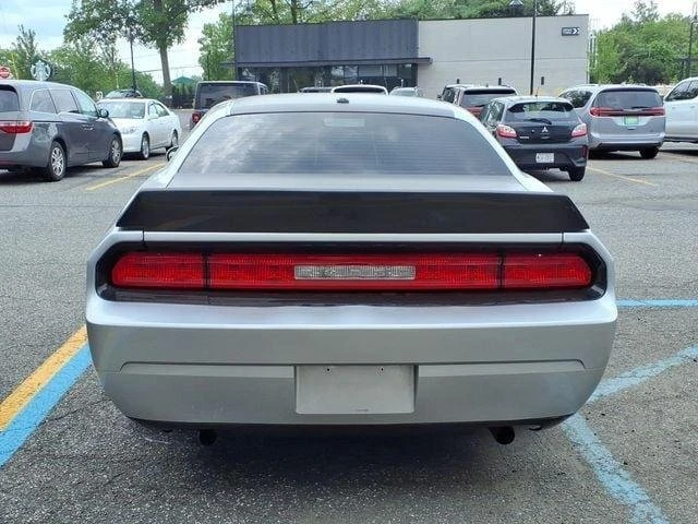 2012 Dodge Challenger 3rd Gen - Image 5 of 19