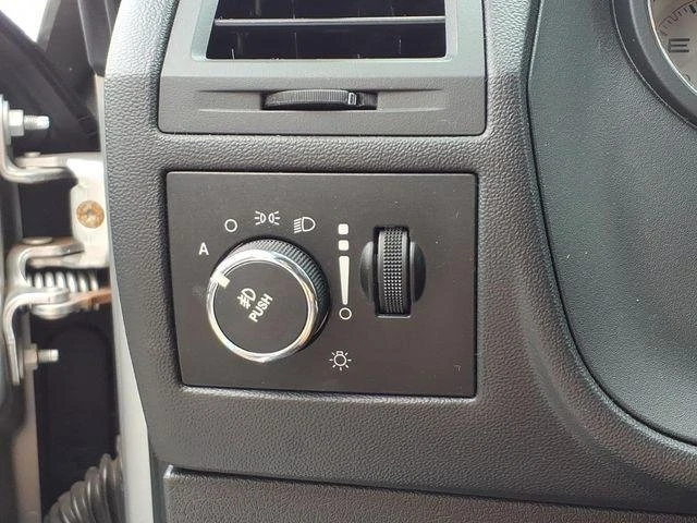 2012 Dodge Challenger 3rd Gen - Image 11 of 19