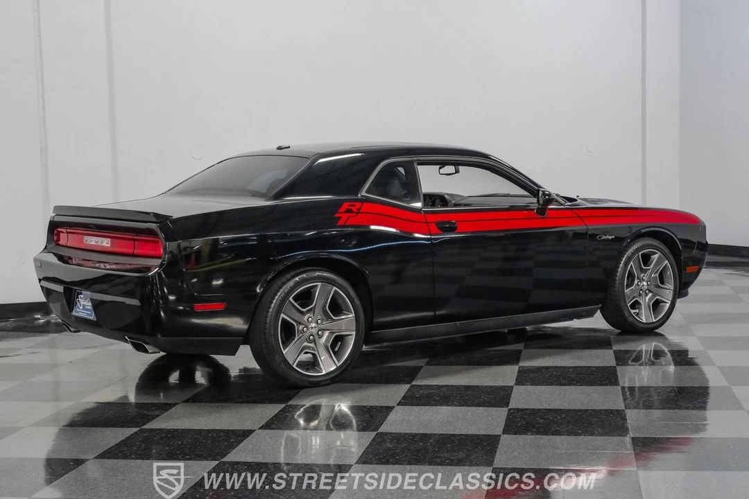 2012 Dodge Challenger 3rd Gen - Image 13 of 31