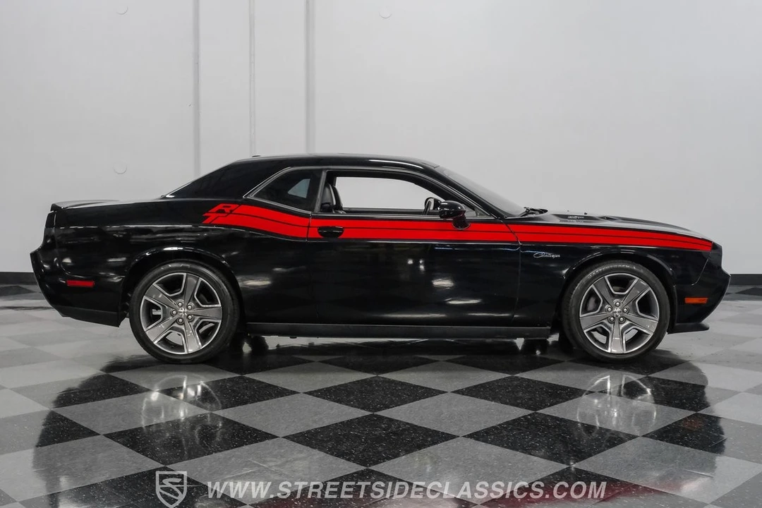 2012 Dodge Challenger 3rd Gen - Image 14 of 31
